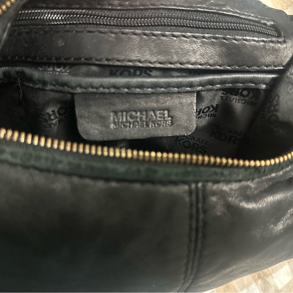 Vintage Michael Kors Astor-era Crescent Hobo Shoulder Bag - Picture 5 of 7